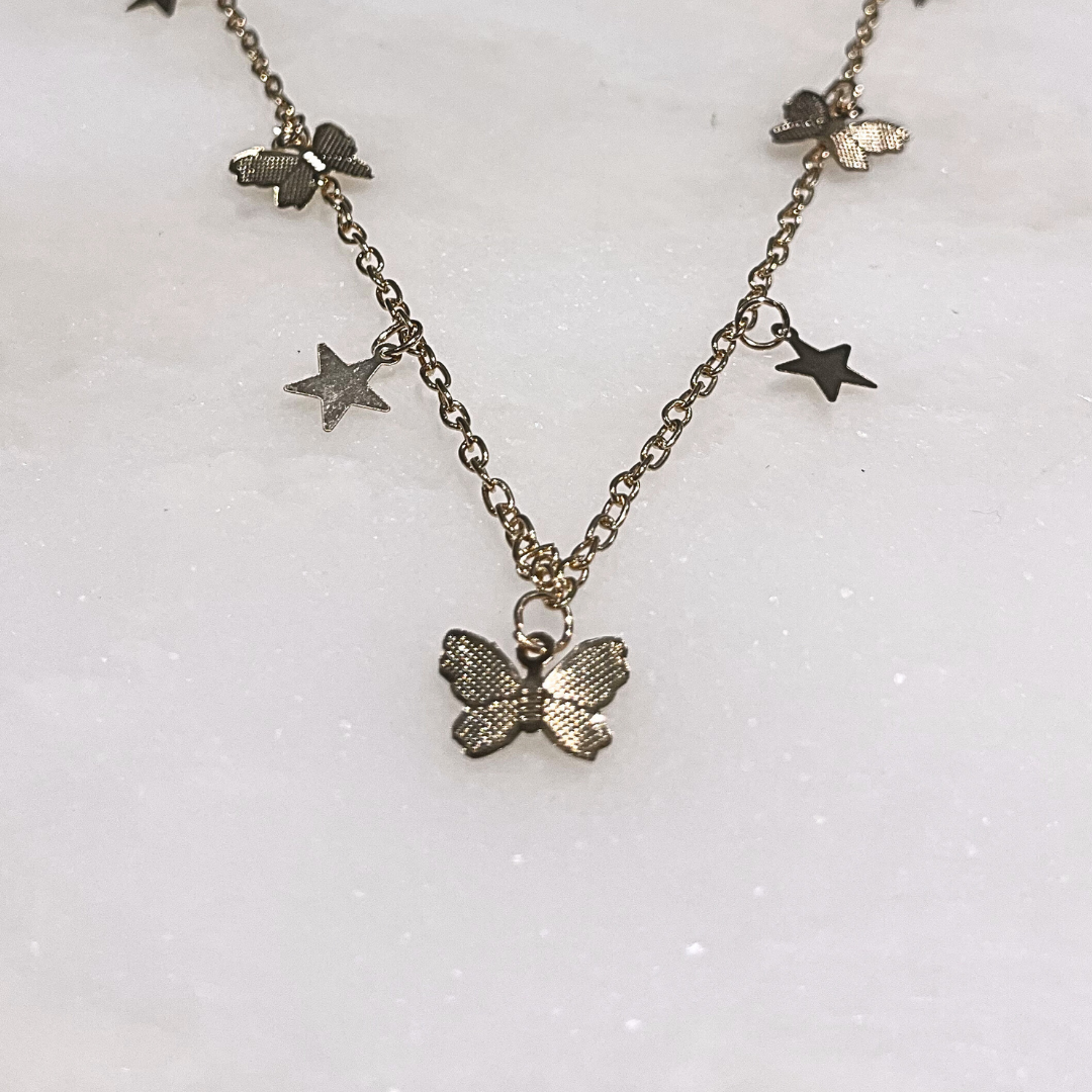The Butterfly Universe Chain