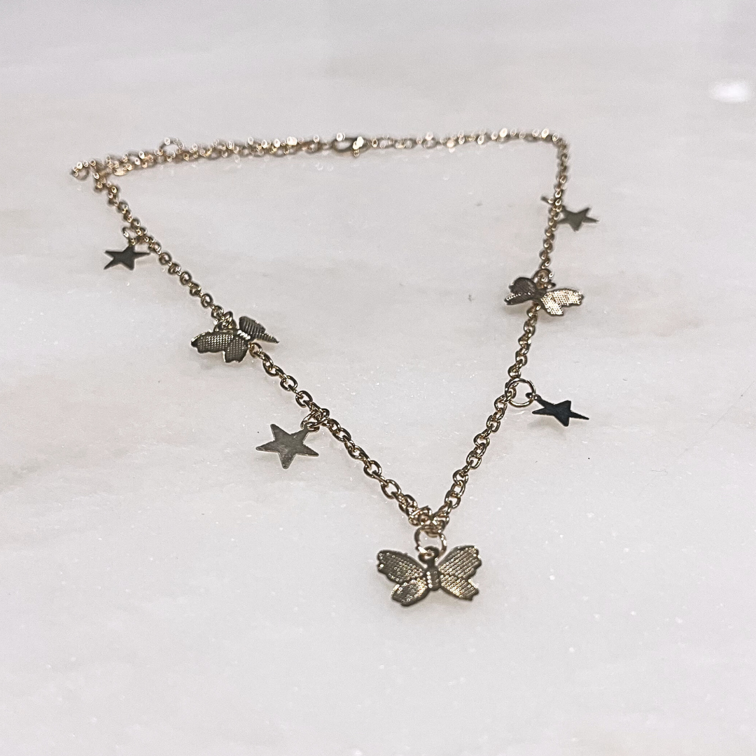 The Butterfly Universe Chain