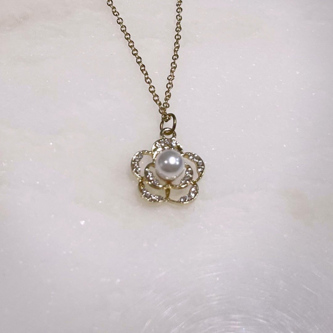 The Rose Pearl Pendant