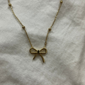 Bow Necklace